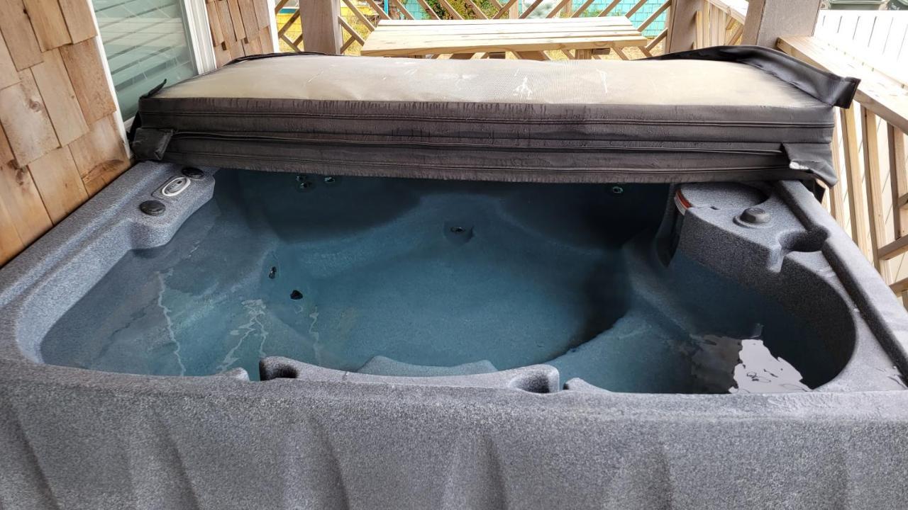 2508 Beach Rd, Semi-Oceanfront, Pool/Hot Tub Nags Head Eksteriør bilde