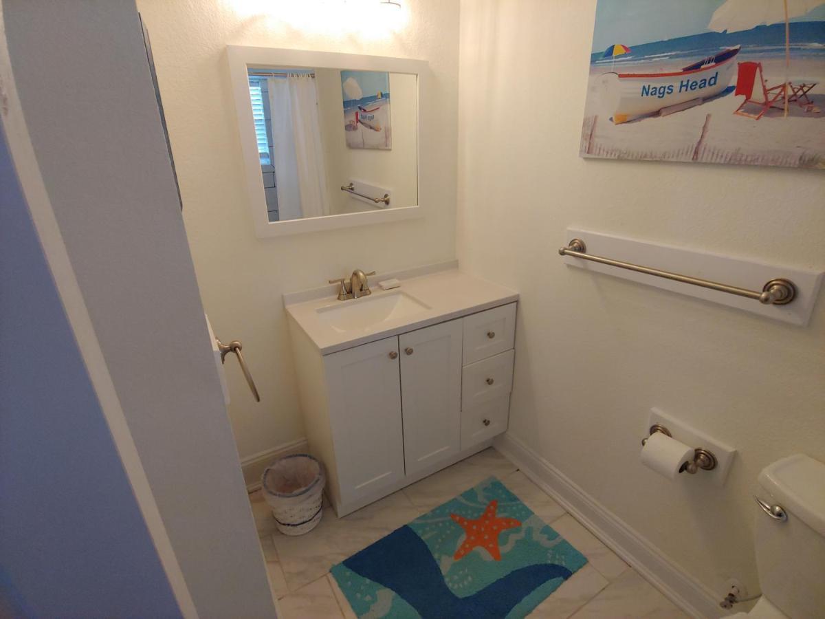 2508 Beach Rd, Semi-Oceanfront, Pool/Hot Tub Nags Head Eksteriør bilde
